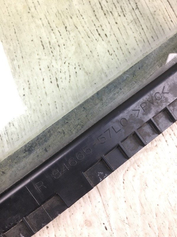 Стекло двери глухое заднее правое KIZASHI 09-14