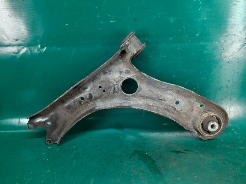 Рычаг передней подвески нижний правый JETTA USA 10-17 2016 Седан 1.4L TSI I-4 Turbocharged