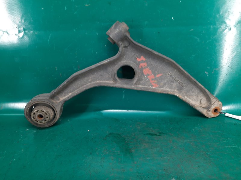 Рычаг передней подвески нижний левый DODGE JOURNEY 08-20 2.4