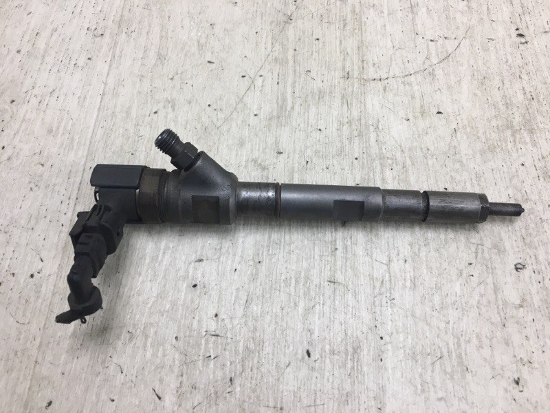 Форсунка топливная KIA SORENTO BL 02-09 2.5 CRDI D4CB 33800-4A500 Б/У