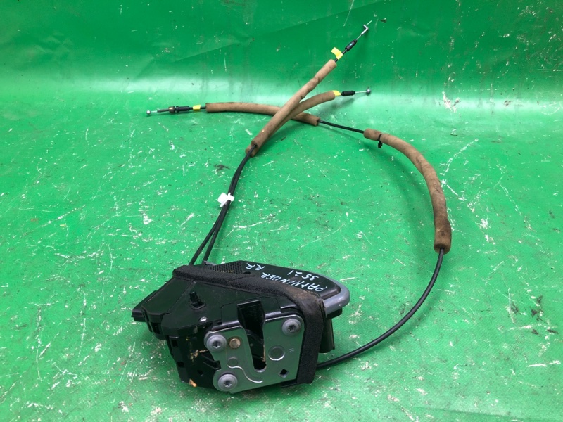 Замок двери задний правый NISSAN PATHFINDER R52 12-21 2014 R52 3.5 VQ35DE 82500-3KA0B Б/У