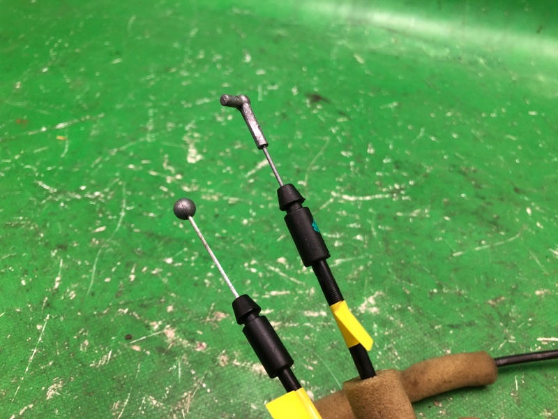 Замок двери задний правый PATHFINDER R52 12-21 2014 R52 3.5 VQ35DE