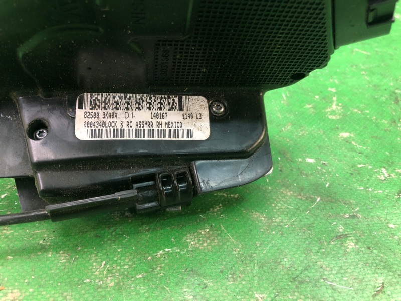 Замок двери задний правый PATHFINDER R52 12-21 2014 R52 3.5 VQ35DE