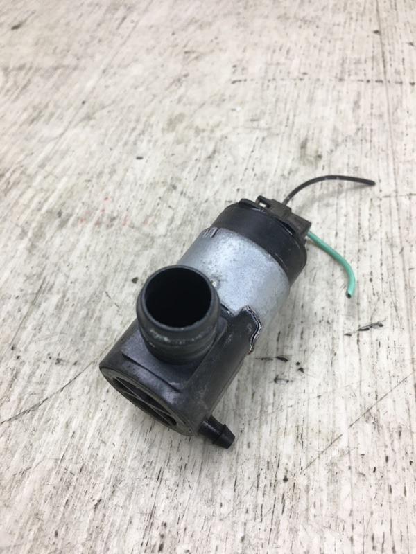 Насос омывателя стекла задний PAJERO 99-06