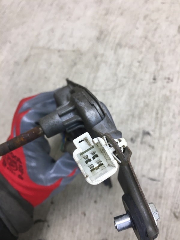 Моторчик стеклоочистителя задний PRIUS - 20 03-11 Моторчик стеклоочистителя задний PRIUS - 20 03-11