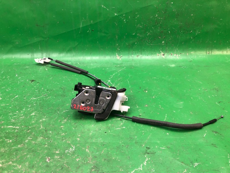 Замок двери задний правый HYUNDAI ELANTRA MD 10-15 2012 MD 1.8 G4NB 81420-3X010 Б/У