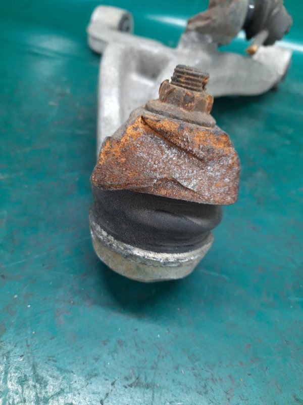 Рычаг задней подвески поперечный верхний левый PATHFINDER R52 12-21 2014 R52 3.5 VQ35DE