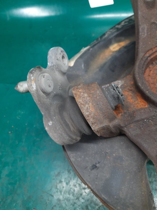 Кулак поворотный левый RDX 06-12 2007 Внедорожник 2.3 Кулак поворотный левый RDX 06-12 2007 Внедорожник 2.3