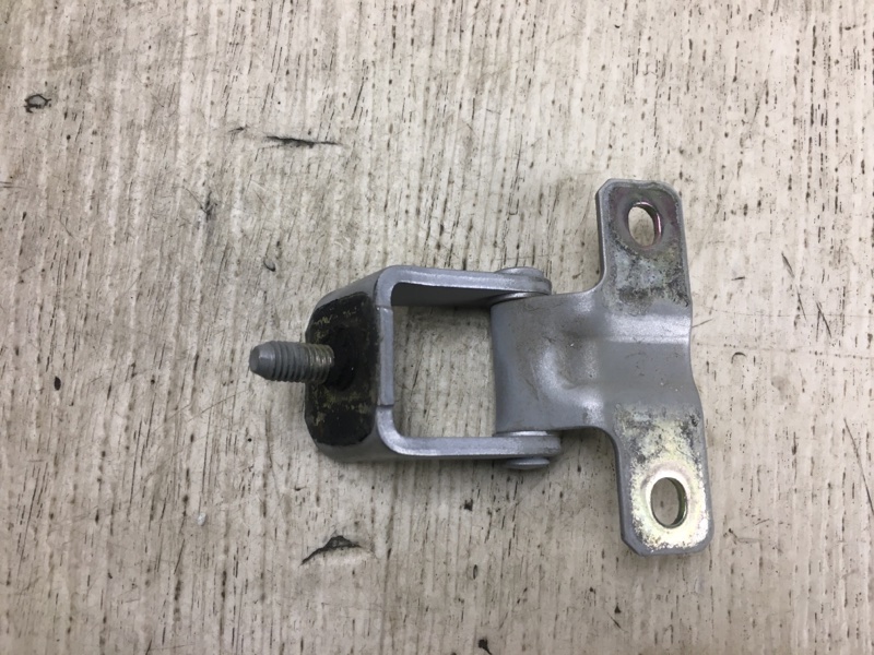 Петля крышки багажника правая OUTLANDER XL 05-13 2007 Внедорожник 3.0 Петля крышки багажника правая OUTLANDER XL 05-13 2007 Внедорожник 3.0