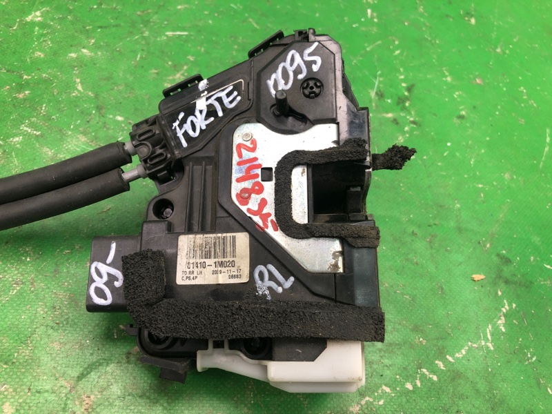 Замок двери задний левый KIA FORTE/CERATO TD 08-13 TD 2.0 G4KD