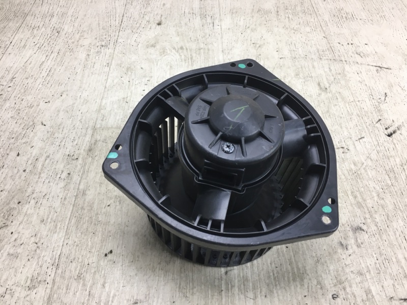 Запчасть моторчик печки задний NISSAN PATHFINDER R52 12-21 2014 R52 3.5 VQ35DE 27375-3KA0A Б/У Моторчик печки задний NISSAN PATHFINDER R52 12-21 2014 R52 3.5 VQ35DE 27375-3KA0A Б/У