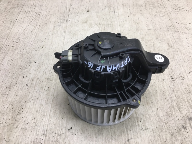 Моторчик печки OPTIMA JF 15-20 2018 JF 2.4 G4KJ Моторчик печки OPTIMA JF 15-20 2018 JF 2.4 G4KJ
