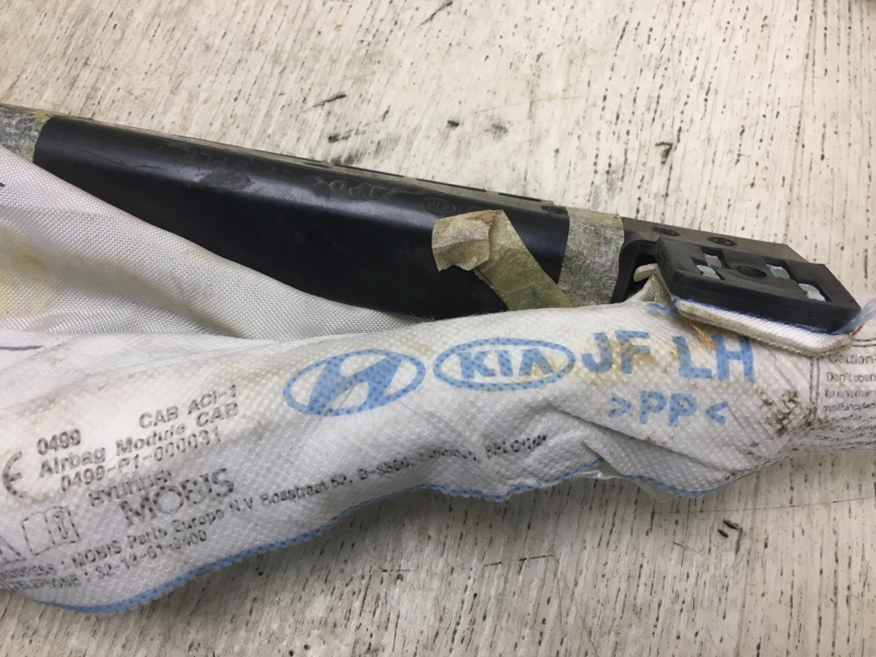 Подушка безопасности (штора) левая OPTIMA JF 15-20 2016 JF 2.4 G4KJ Подушка безопасности (штора) левая OPTIMA JF 15-20 2016 JF 2.4 G4KJ