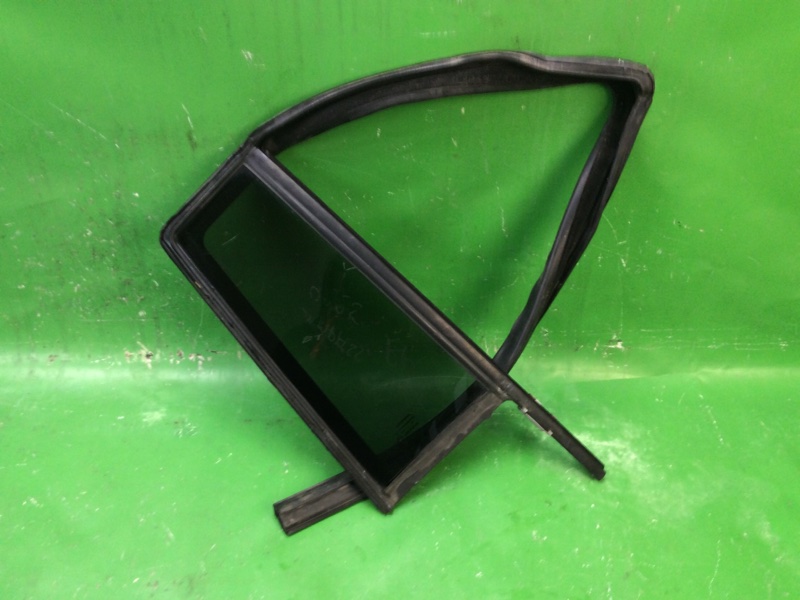 Запчасть стекло двери глухое заднее правое JEEP COMPASS 06-16 2014 MK49 2.0 ECN 5160064AH Б/У Стекло двери глухое заднее правое JEEP COMPASS 06-16 2014 MK49 2.0 ECN 5160064AH Б/У