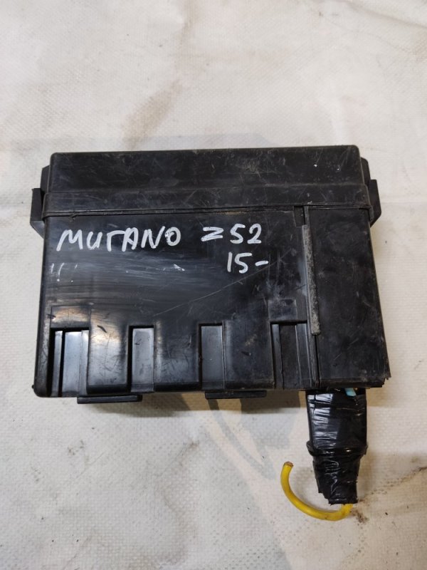 Блок предохранителей моторный отсек MURANO Z52 14-