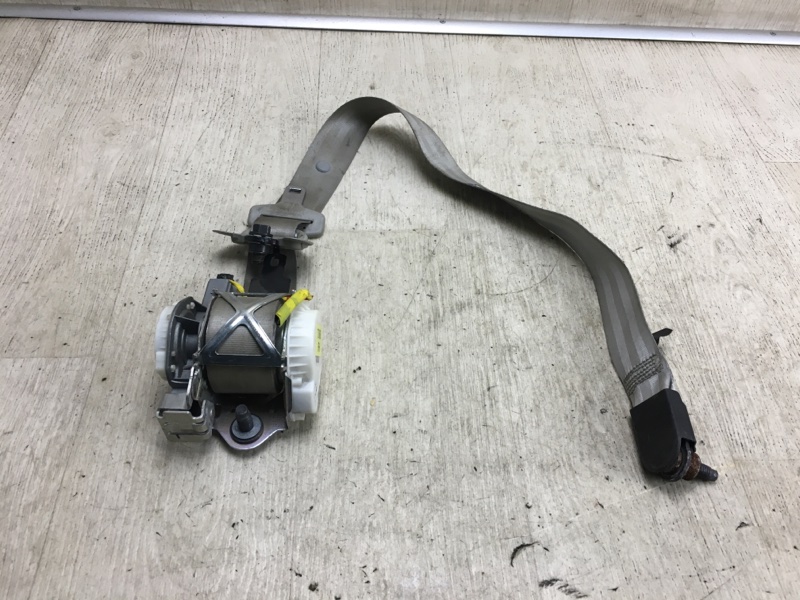 Запчасть ремень безопасности передний правый KIA FORTE/CERATO TD 08-13 2009 TD 2.0 G4KD 88820-1M500WK Б/У Ремень безопасности передний правый KIA FORTE/CERATO TD 08-13 2009 TD 2.0 G4KD 88820-1M500WK Б/У
