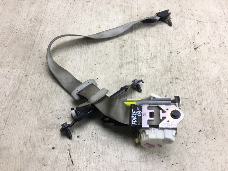 Ремень безопасности передний левый KIA FORTE/CERATO TD 08-13 TD 2.0 G4KD