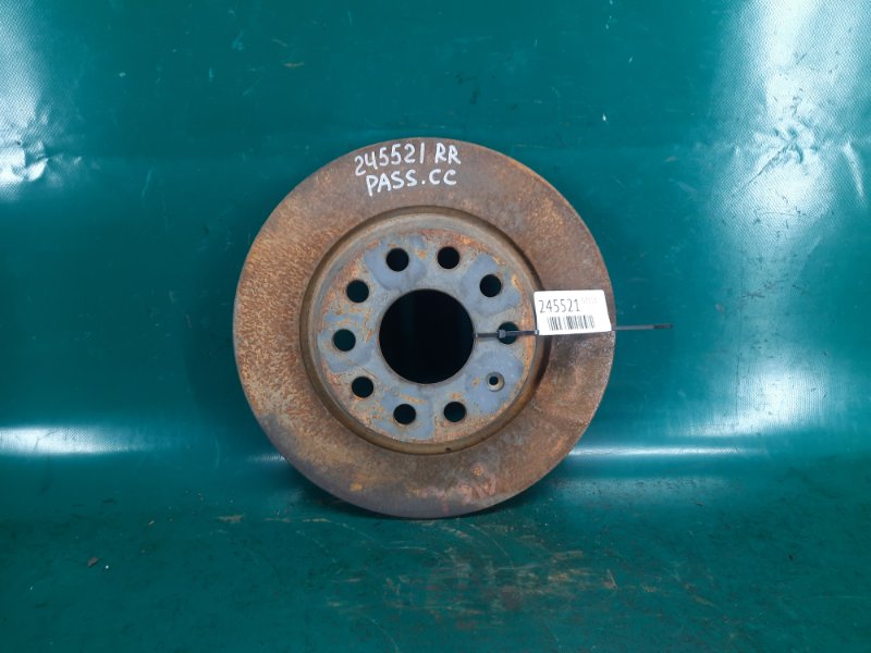 Запчасть тормозной диск задний VOLKSWAGEN PASSAT CC 12-18 2014 Седан 2.0 CCTA 5Q0 615 601 G Б/У Тормозной диск задний VOLKSWAGEN PASSAT CC 12-18 2014 Седан 2.0 CCTA 5Q0 615 601 G Б/У