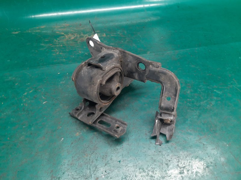 Подушка двигателя левая TOYOTA RAV4 00-05 2000 Внедорожник 2.0 1AZ-FE 12372-28040 Б/У
