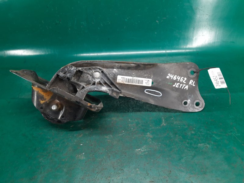 Рычаг задней подвески продольный левый VOLKSWAGEN JETTA USA 10-17 2016 Седан 1.4L TSI I-4 Turbocharged 1K0 505 223 K Б/У