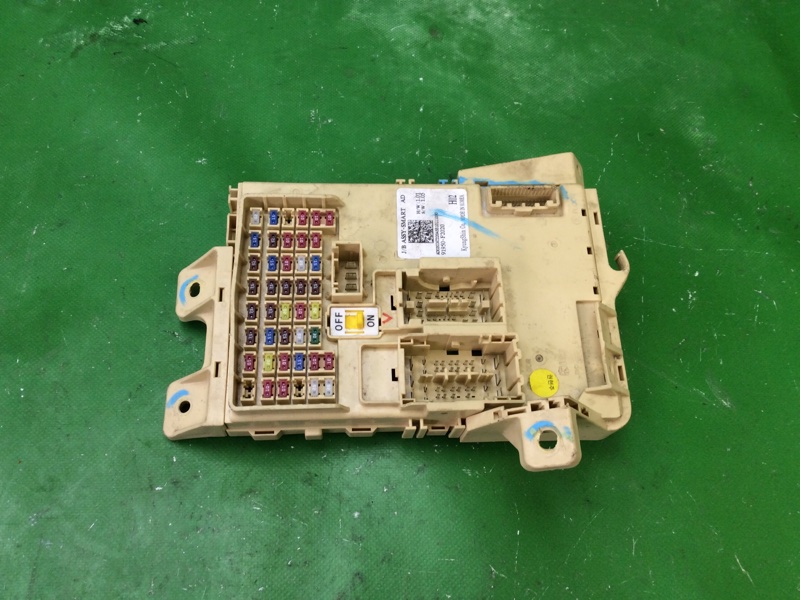 Блок предохранителей салон HYUNDAI ELANTRA AD 16- 2016 AD 2.0 G4NH 91950-F2020 Б/У