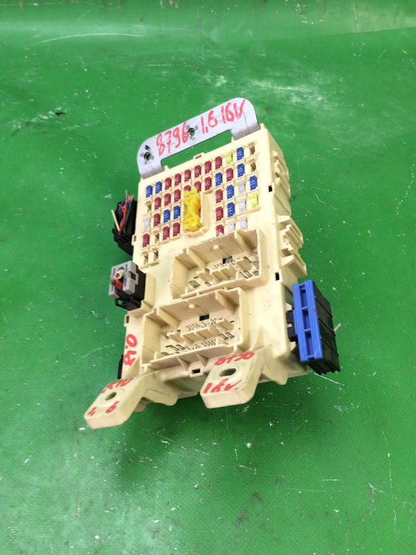 Блок предохранителей салон RIO UB 2011-2017 2012 UB 1.6 G4FD