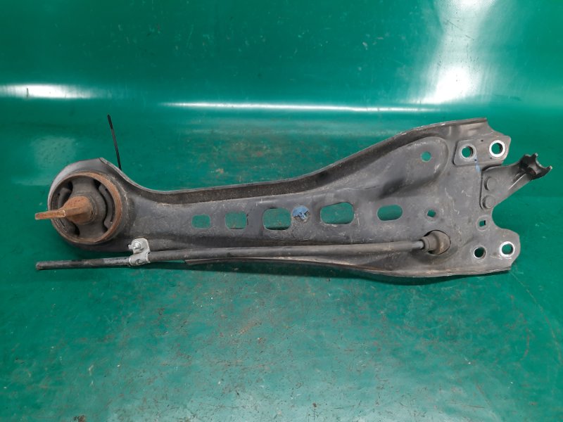 Рычаг задней подвески продольный правый RDX 12-19 2015 Внедорожник 3.5 Рычаг задней подвески продольный правый RDX 12-19 2015 Внедорожник 3.5