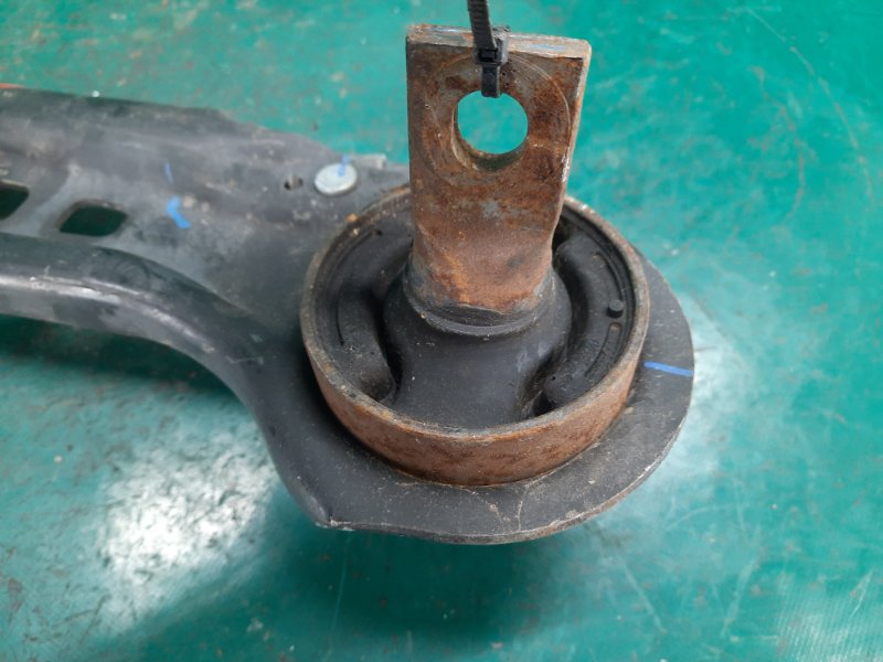 Рычаг задней подвески продольный левый ACURA RDX 12-19 Внедорожник 3.5 Рычаг задней подвески продольный левый ACURA RDX 12-19 Внедорожник 3.5