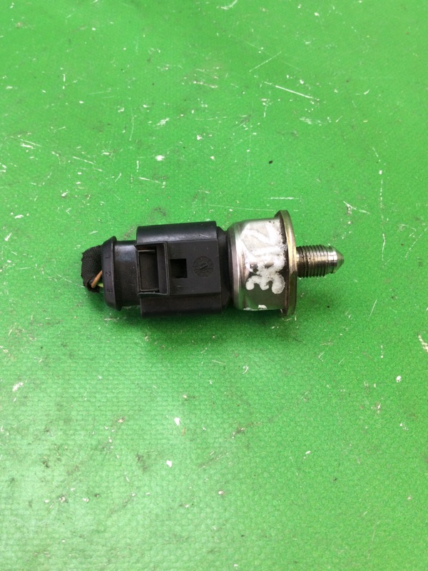 Датчик давления топлива VOLKSWAGEN PASSAT B7 11-15 A32 1.8 CPRA