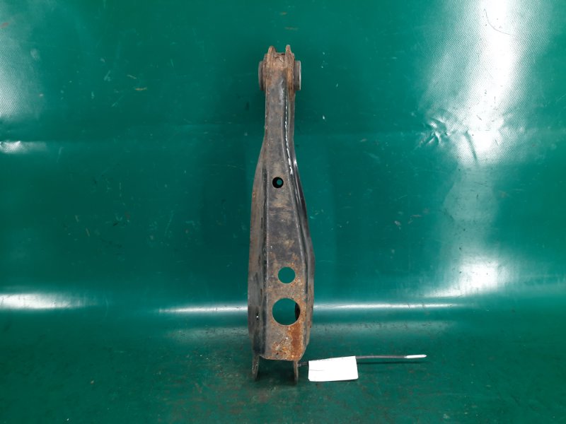 Рычаг задней подвески поперечный нижний правый NISSAN PATHFINDER R52 12-21 2014 R52 3.5 VQ35DE 551A0-3JA0A Б/У