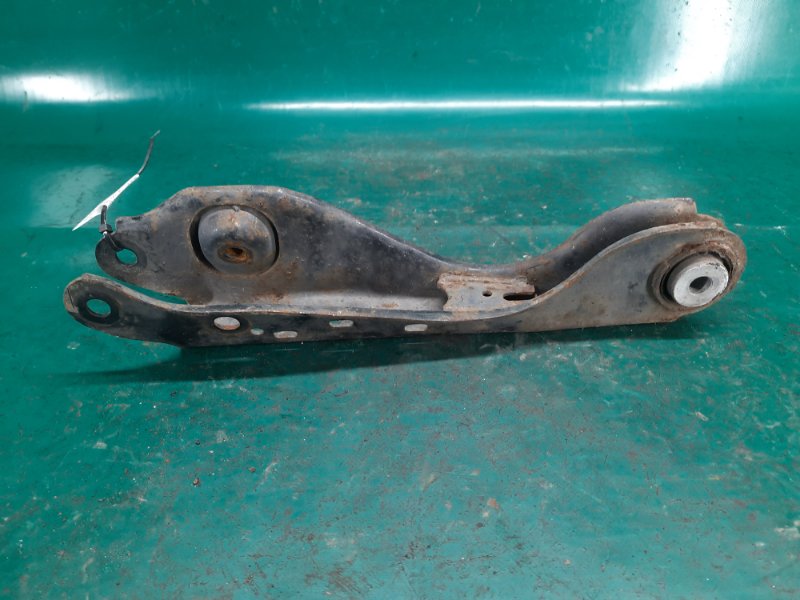 Рычаг задней подвески поперечный нижний правый PATHFINDER R52 12-21 2014 R52 3.5 VQ35DE