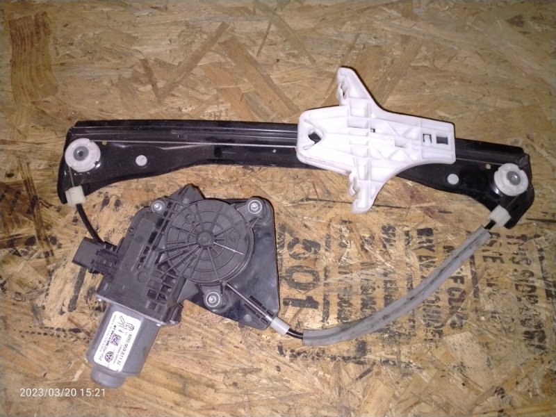 Стеклоподъемник задний левый JETTA USA 10-17 2016 162 1.8 CPRA