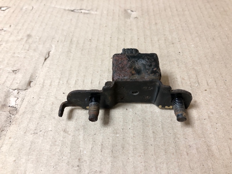 Датчик удара передний левый FORESTER SG 02-07 2003 Внедорожник 2.5 EJ251