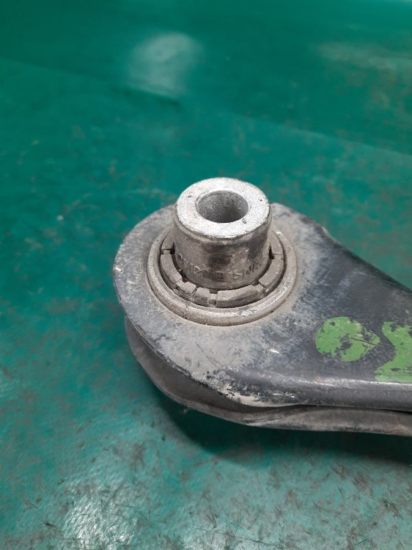 Рычаг задней подвески поперечный A3 (8V) 12–17 2015 Седан CNSB 1.8L