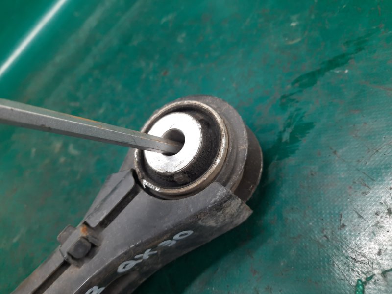 Рычаг задней подвески поперечный нижний QX30 16-20 2018 Внедорожник 2.0 20PET