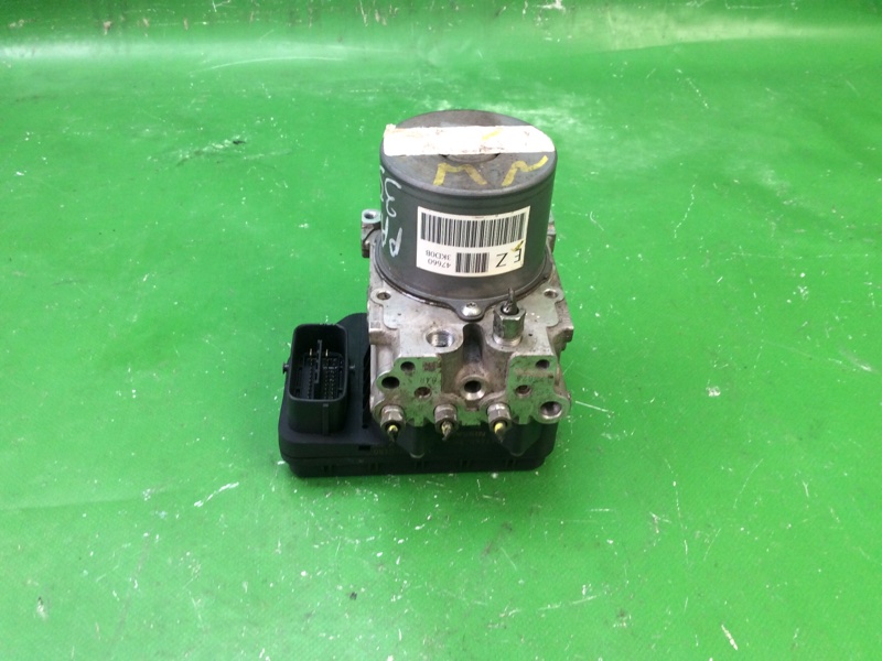 Блок ABS NISSAN PATHFINDER R52 12-21 2014 R52 3.5 VQ35DE 47660-3KD1A Б/У