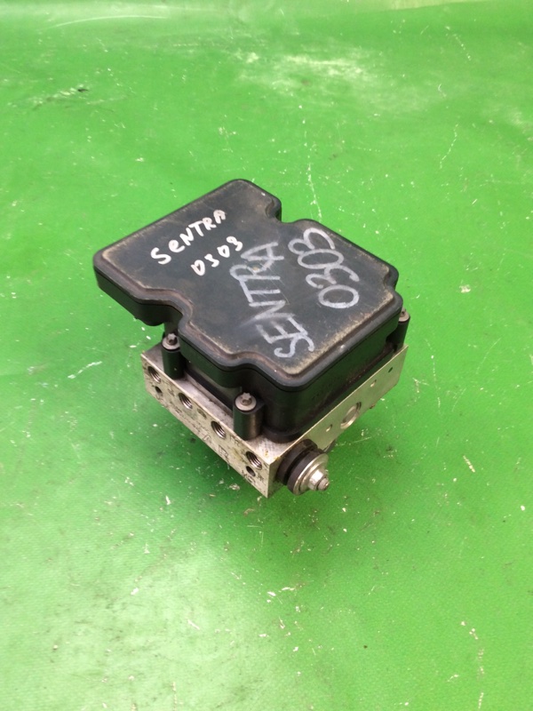 Блок ABS SENTRA B17 12-21 2017 B17 1.8 MRA8DE Блок ABS SENTRA B17 12-21 2017 B17 1.8 MRA8DE