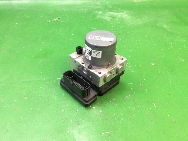 Блок ABS HYUNDAI ELANTRA AD 16- 2016 AD 2.0 G4NH 58920-F2500 Б/У