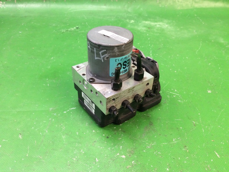 Запчасть блок abs HYUNDAI SONATA LF 2014- 2014 LF 2.4 G4KJ 58920-C2200 Б/У Блок ABS HYUNDAI SONATA LF 2014- 2014 LF 2.4 G4KJ 58920-C2200 Б/У