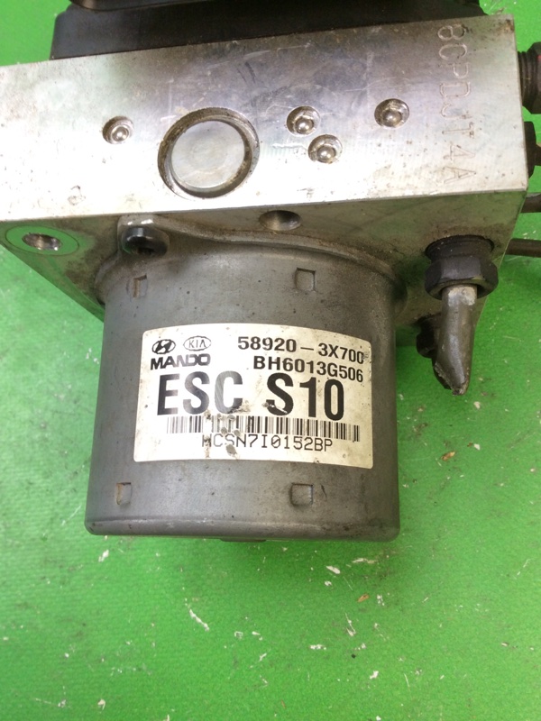 Блок ABS ELANTRA MD 10-15 2012 MD 1.8 G4NB