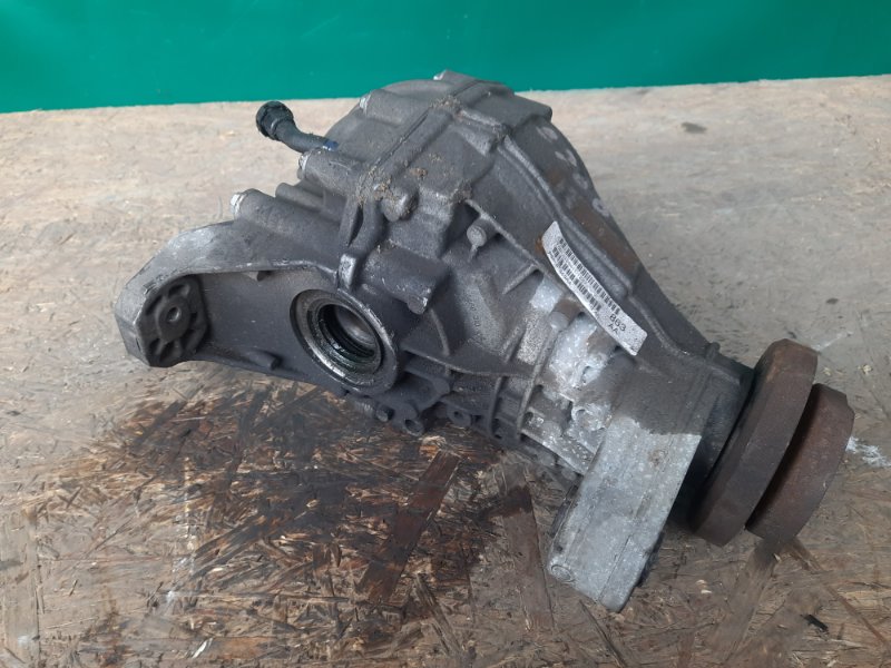 Запчасть редуктор задний JEEP GRAND CHEROKEE 11-22 2013 Внедорожник 5.7 68191863AA Б/У Редуктор задний JEEP GRAND CHEROKEE 11-22 2013 Внедорожник 5.7 68191863AA Б/У