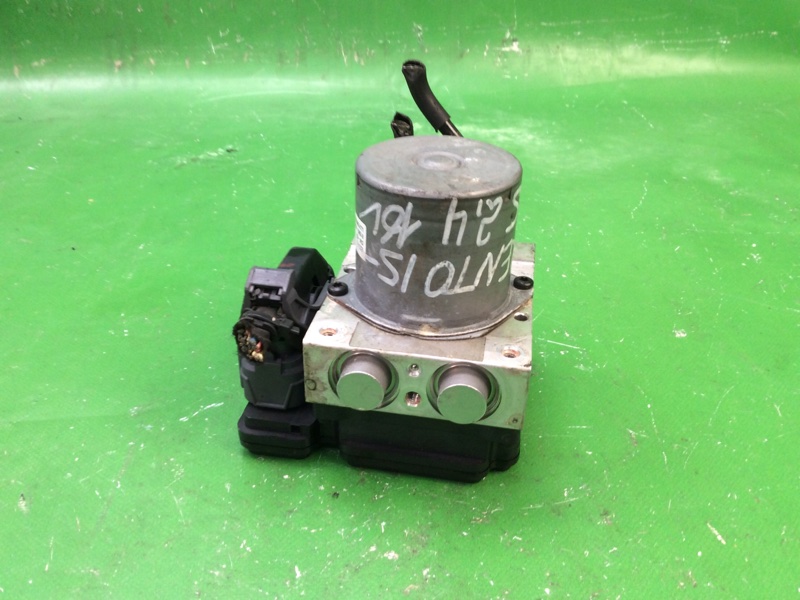 Блок ABS KIA SORENTO UM 14- 2015 UM 2.4 G4KJ 58910-C6800 Б/У