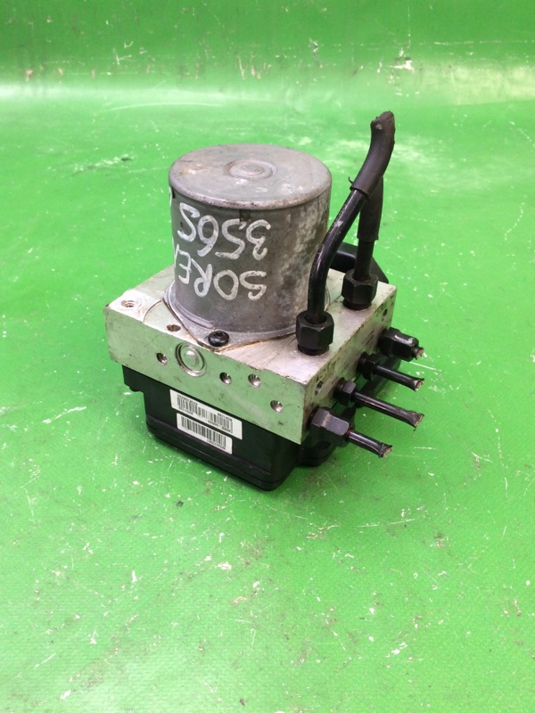 Блок ABS SORENTO UM 14- 2015 UM 2.4 G4KJ