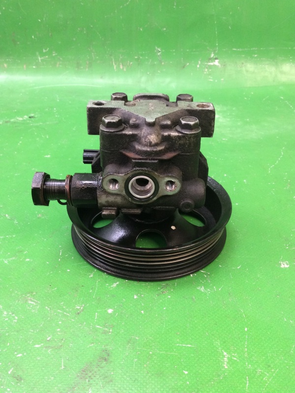 Насос ГУР KIA SORENTO XM 09-14 XM 2.4 G4KJ Насос ГУР KIA SORENTO XM 09-14 XM 2.4 G4KJ