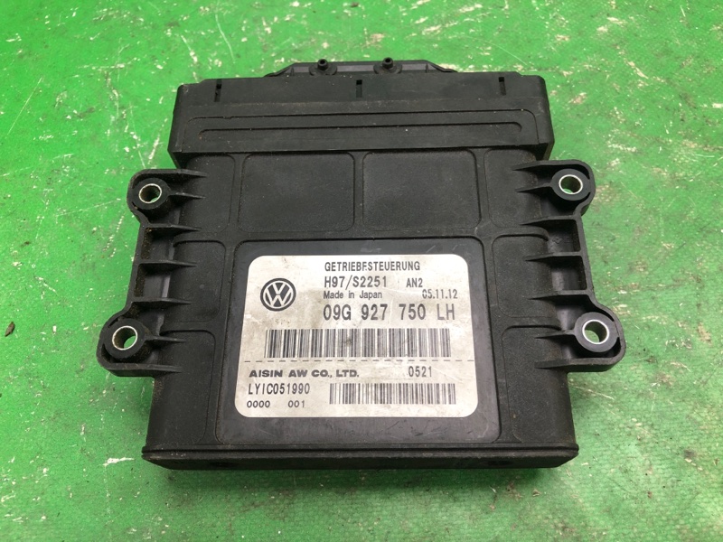 Блок управления АКПП VOLKSWAGEN PASSAT B7 11-15 A32 CBTA 2.5L