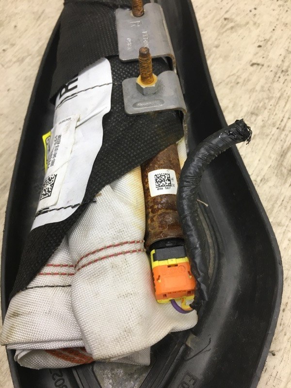 Подушка безопасности в сиденье правая FUSION 14- 2014 CD4 C25HDEX