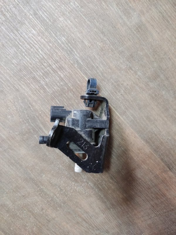 Клапан электромагнитный (вакуумный) CAMRY 40 06-11