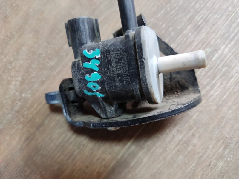 Клапан электромагнитный (вакуумный) CAMRY 40 06-11