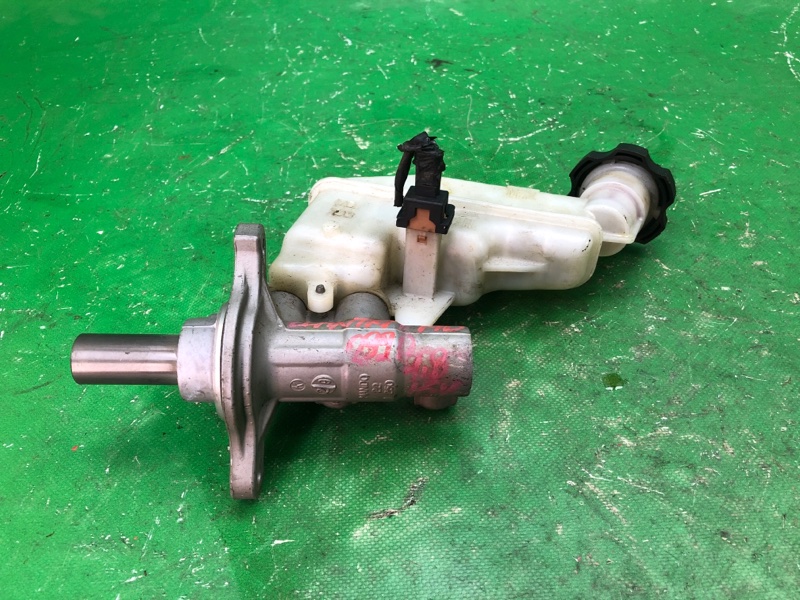 Главный тормозной цилиндр HYUNDAI ELANTRA MD 10-15 MD 1.8 G4NB