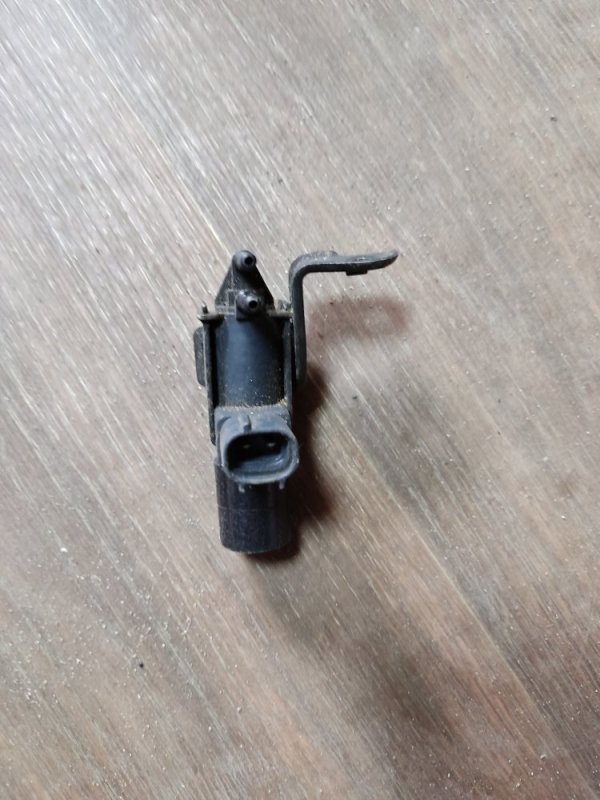 Запчасть клапан электромагнитный (вакуумный) LEXUS ES350 06-12 Б/У Клапан электромагнитный (вакуумный) LEXUS ES350 06-12 Б/У